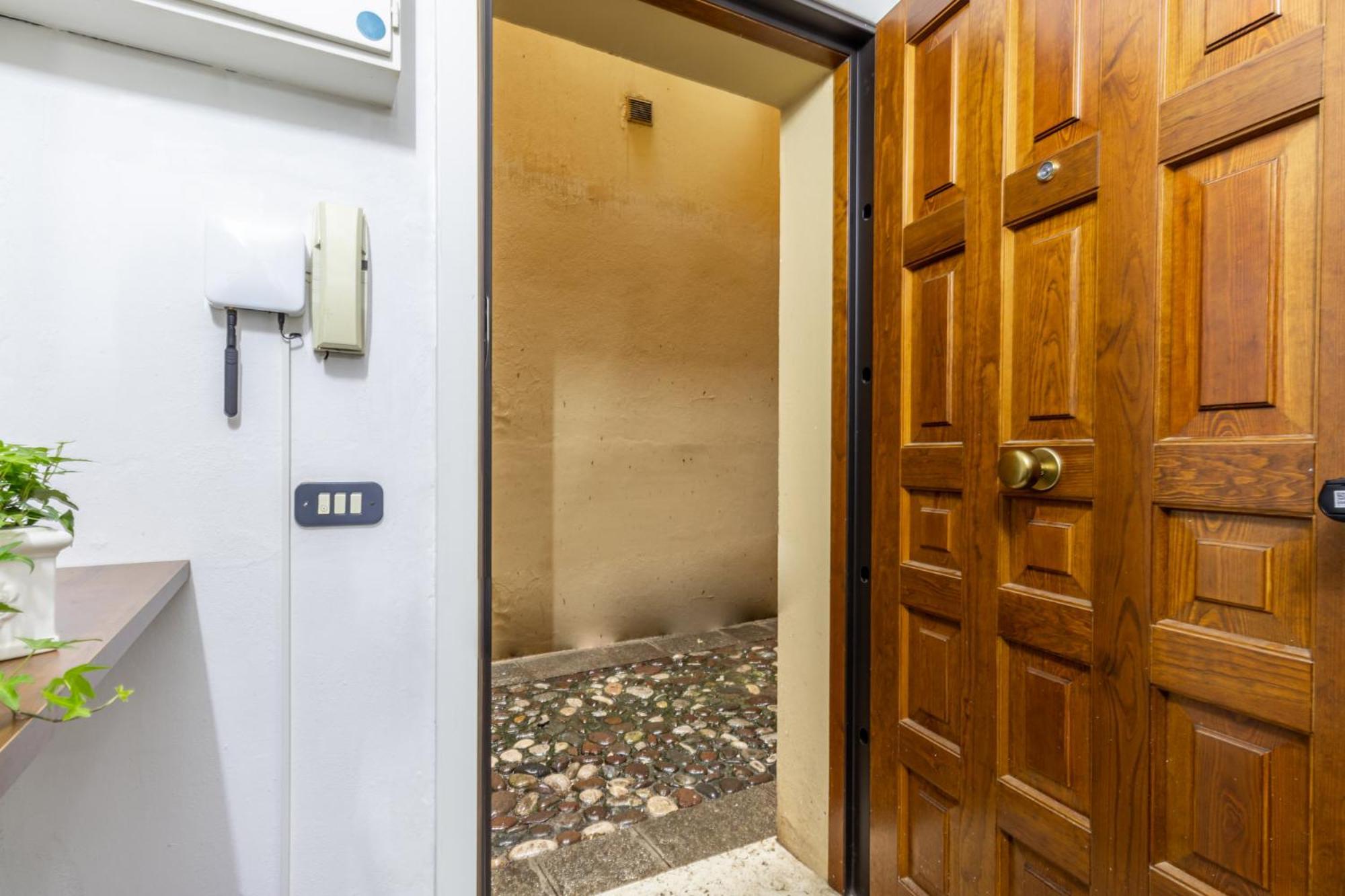 Ottonelli Street Stay- Wifi Fibra Free Tra Storchi & Centro Storico Módena Exterior foto